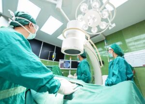 高齢者が薬を病院に伝え忘れを防ぐためのポイントは？